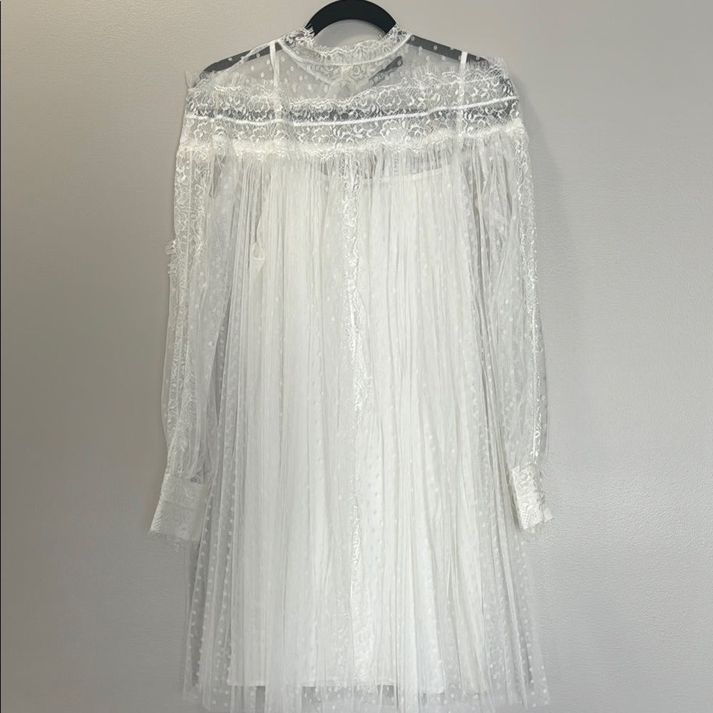Elegant White Lace Dress